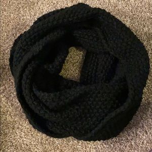 Infiniti Scarf